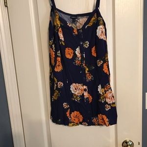 Torrid floral button up tank size 2
